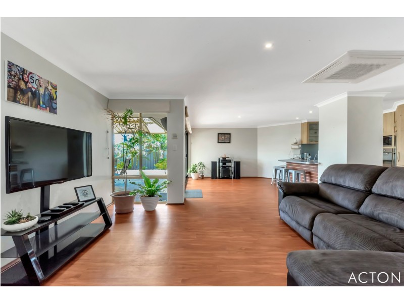 3 Broadfield Retreat, Erskine WA 6210