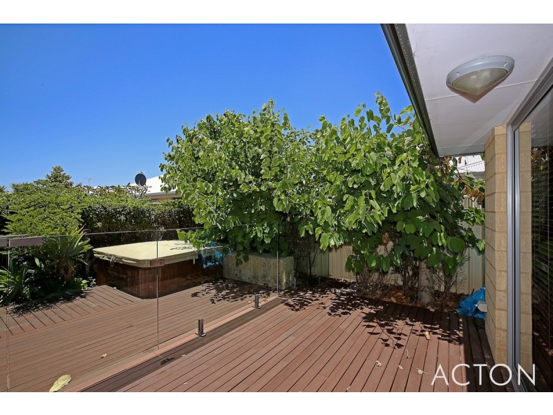 22 Jasper Way, Lakelands WA 6180