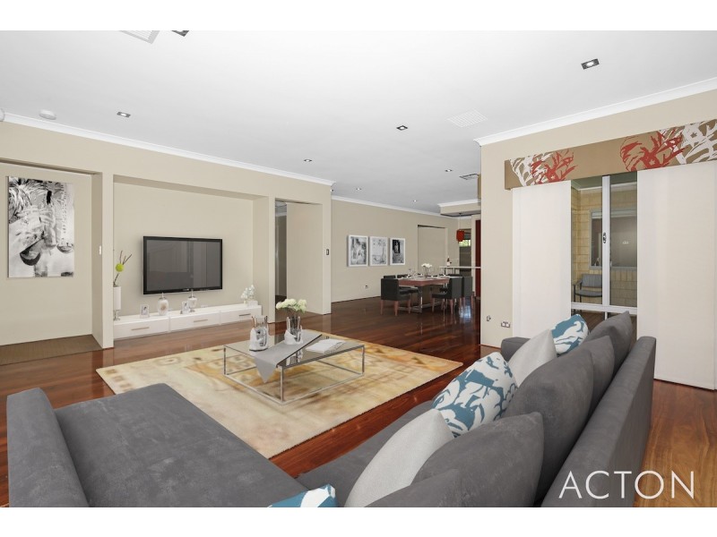 22 Jasper Way, Lakelands WA 6180