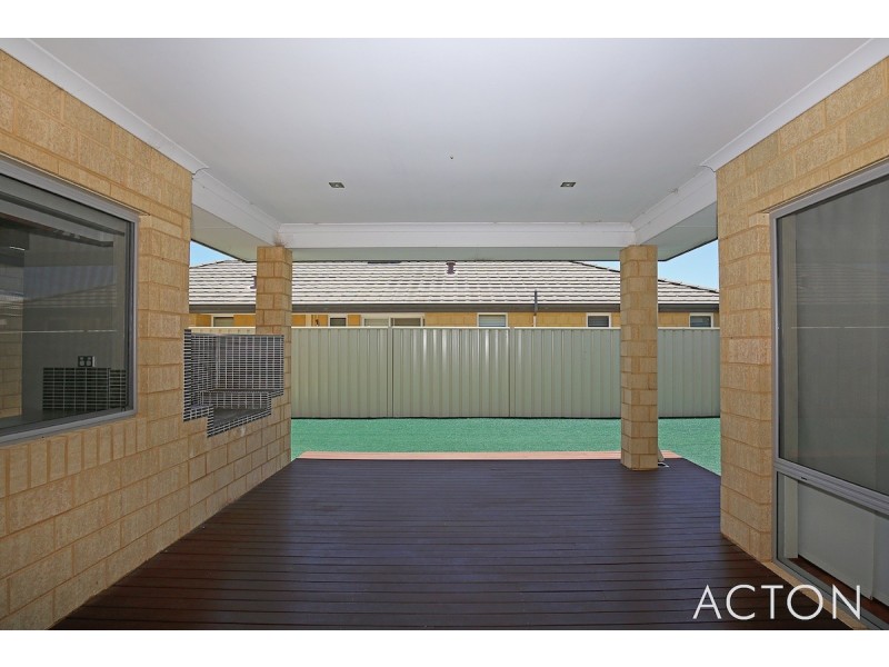 22 Jasper Way, Lakelands WA 6180