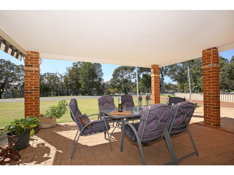 96 Banksia Terrace, South Yunderup WA 6208