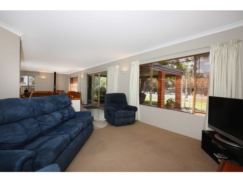 96 Banksia Terrace, South Yunderup WA 6208