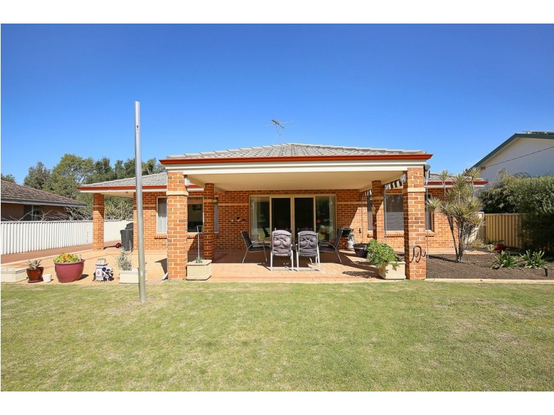 96 Banksia Terrace, South Yunderup WA 6208
