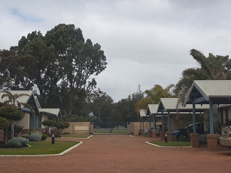 13/1 Waterside Drive, Dudley Park WA 6210