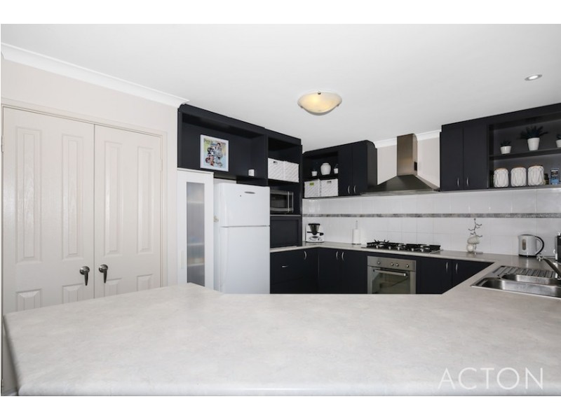 41 Batavia Quays, South Yunderup WA 6208