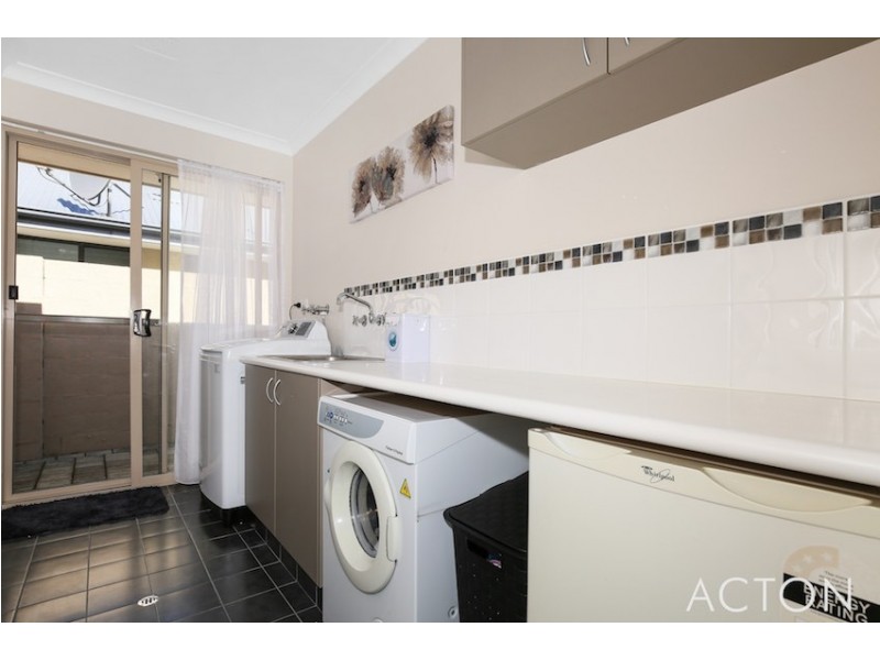 41 Batavia Quays, South Yunderup WA 6208