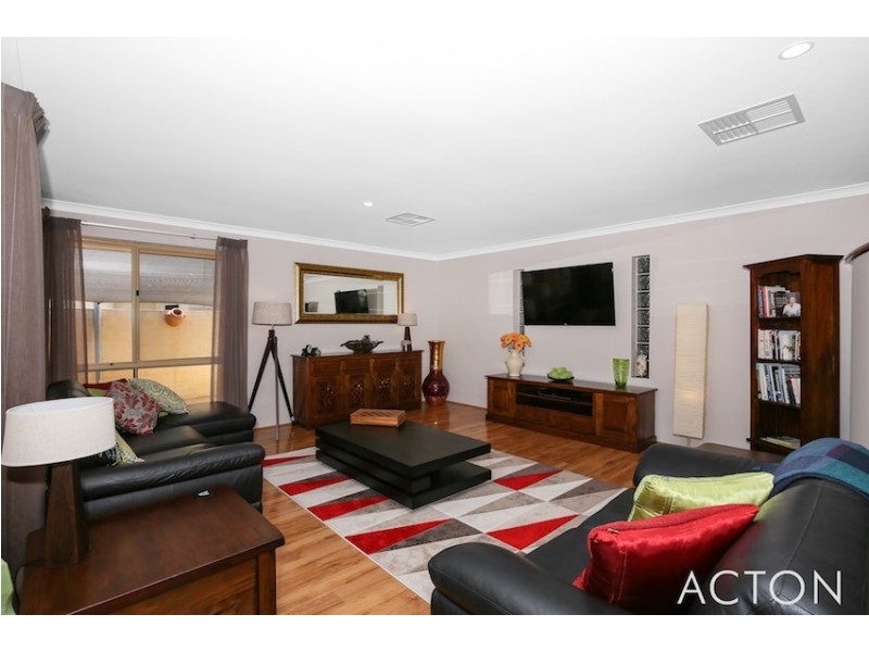 59 Delta Drive, South Yunderup WA 6208