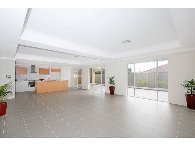 13 Governor Drive, Erskine WA 6210