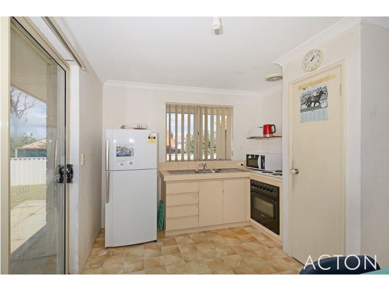 12 Casula Avenue, Coodanup WA 6210