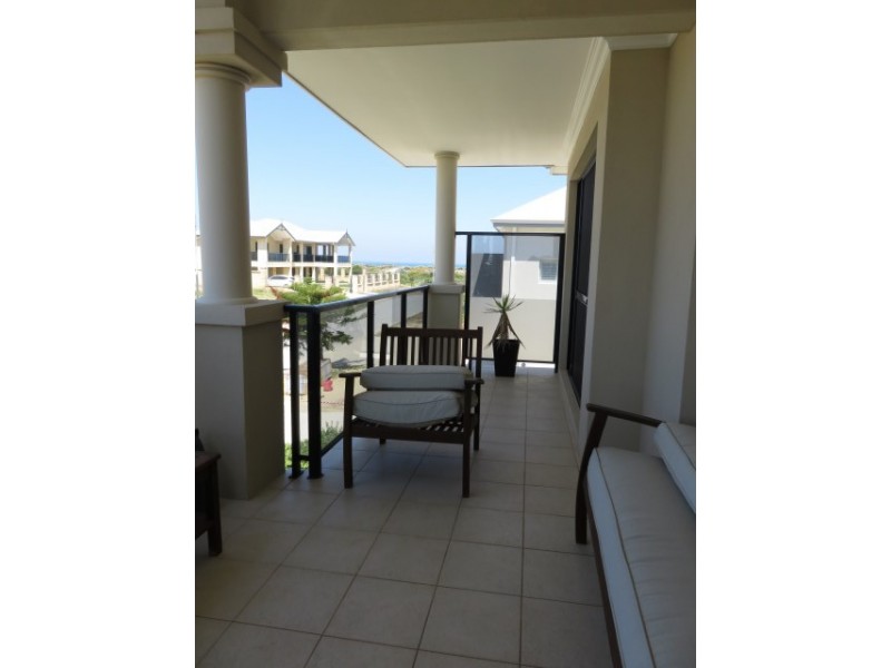 37 Turtles Bend, Secret Harbour WA 6173