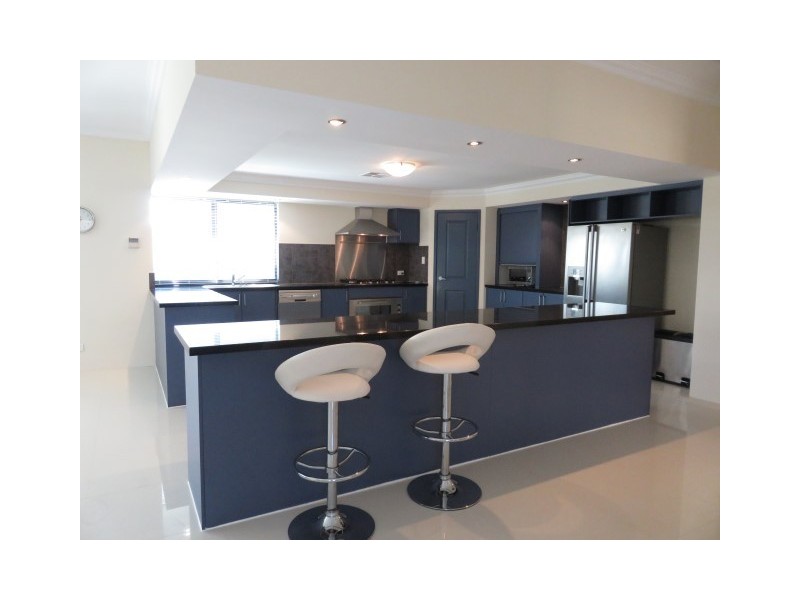 37 Turtles Bend, Secret Harbour WA 6173