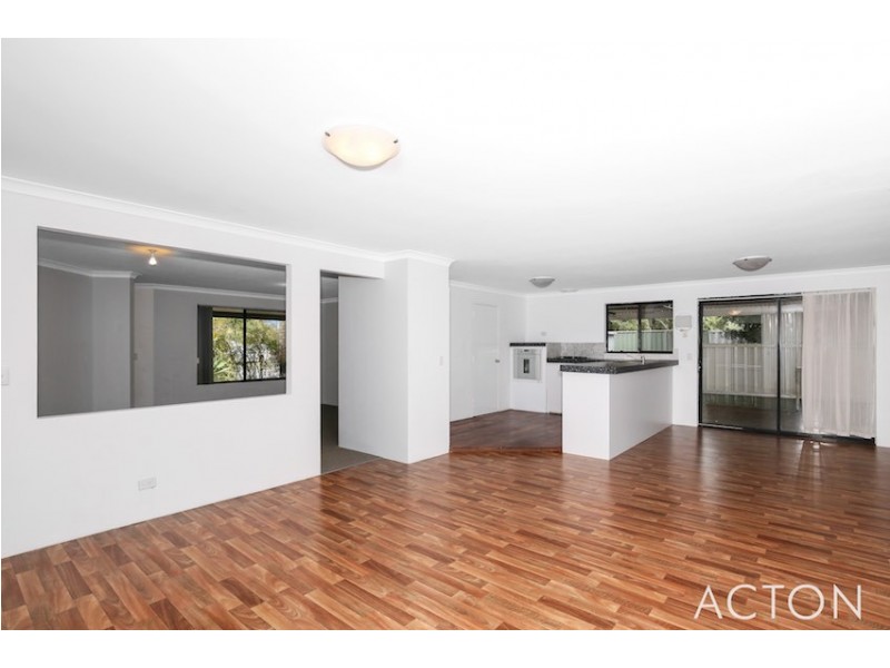 7 Kangaroo Paw Drive, Greenfields WA 6210