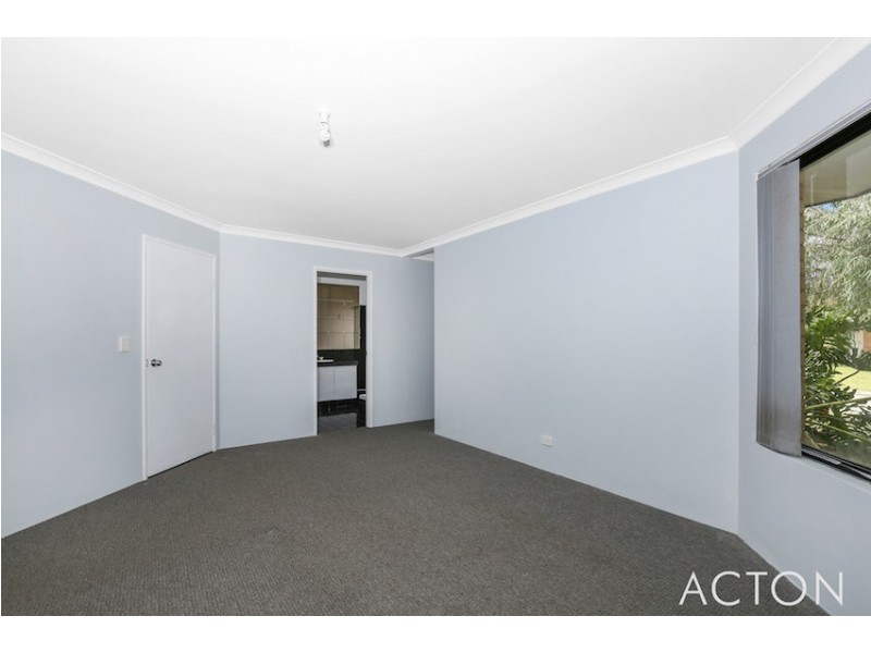 7 Kangaroo Paw Drive, Greenfields WA 6210