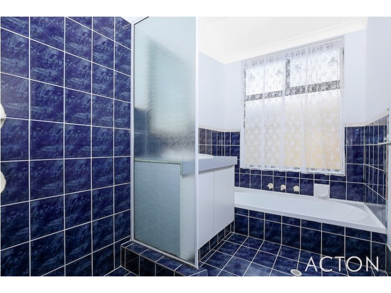 7 Kangaroo Paw Drive, Greenfields WA 6210