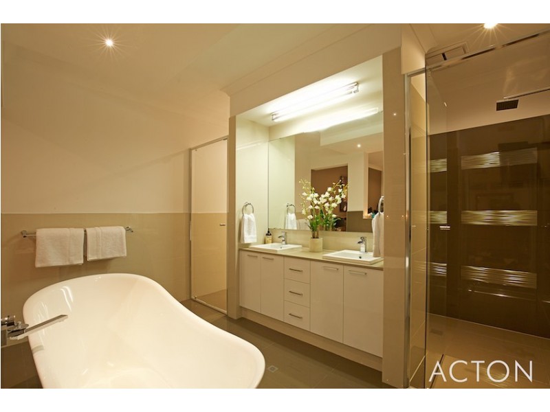 28 Solandri Turn, Halls Head WA 6210