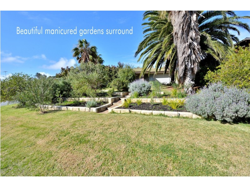 15 Portmarnock Circle, Halls Head WA 6210