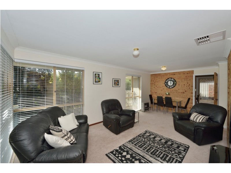 15 Portmarnock Circle, Halls Head WA 6210