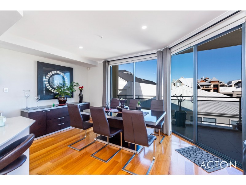 2/16 Torcello Mews, Mandurah WA 6210