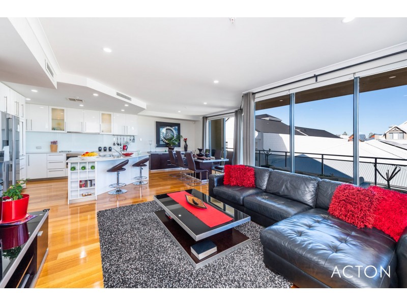 2/16 Torcello Mews, Mandurah WA 6210