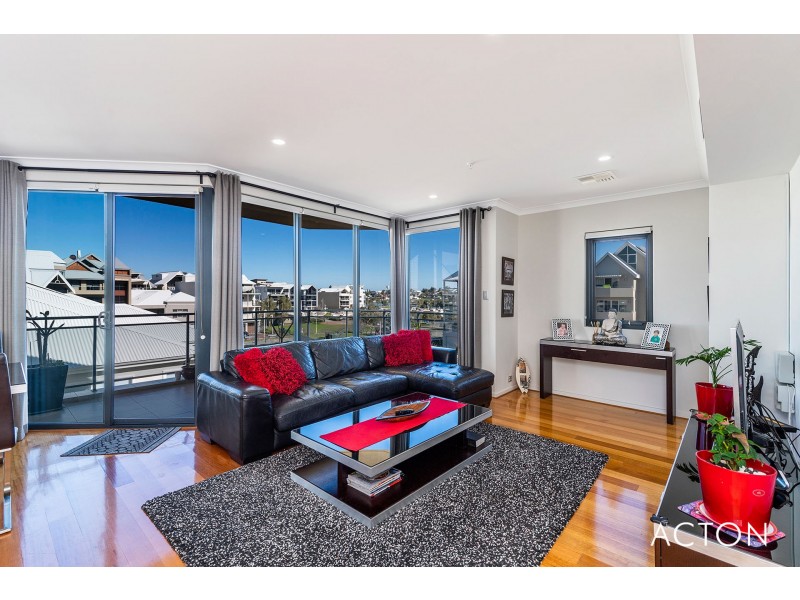 2/16 Torcello Mews, Mandurah WA 6210
