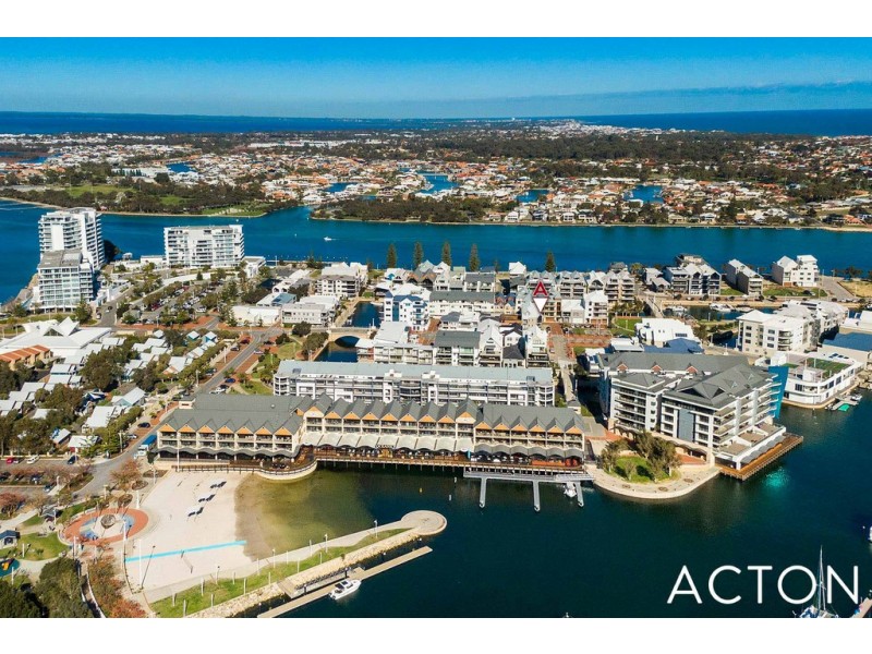 2/16 Torcello Mews, Mandurah WA 6210