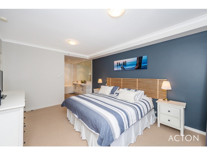 2/16 Torcello Mews, Mandurah WA 6210