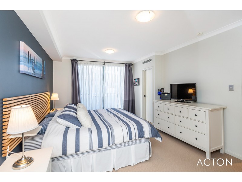 2/16 Torcello Mews, Mandurah WA 6210
