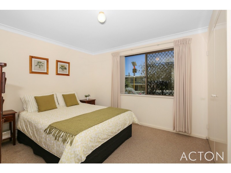 21 Baloo Crescent, Falcon WA 6210