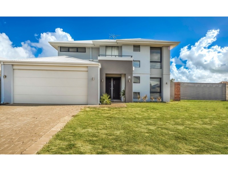 29 Clearwater Way, Singleton WA 6175