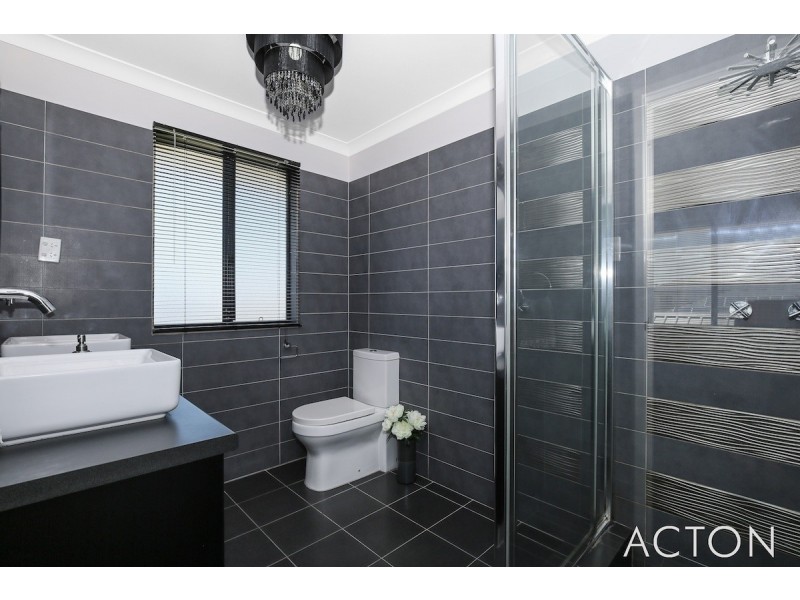 29 Clearwater Way, Singleton WA 6175