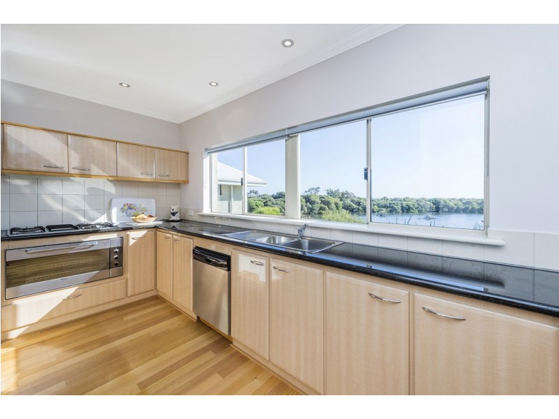 27 Conservation Loop, Erskine WA 6210