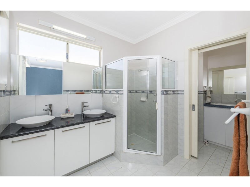 27 Conservation Loop, Erskine WA 6210