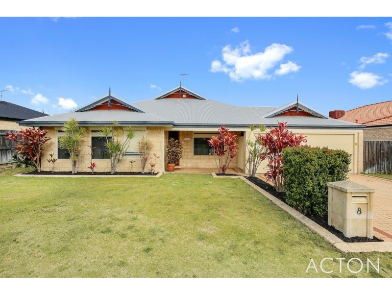 8 Seaforth Drive, Halls Head WA 6210
