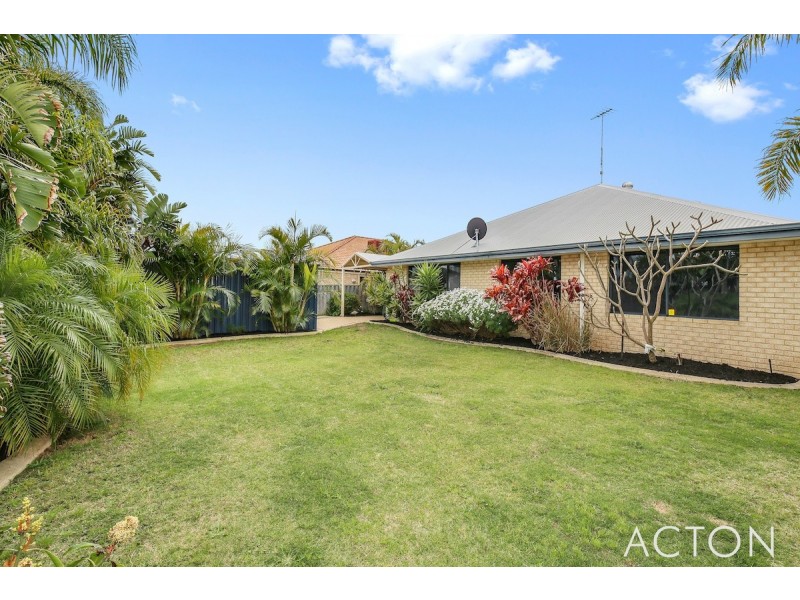 8 Seaforth Drive, Halls Head WA 6210