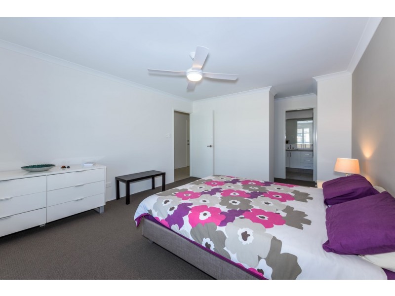 12 Pardalote Way, Erskine WA 6210