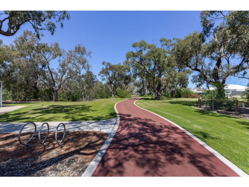 12 Pardalote Way, Erskine WA 6210