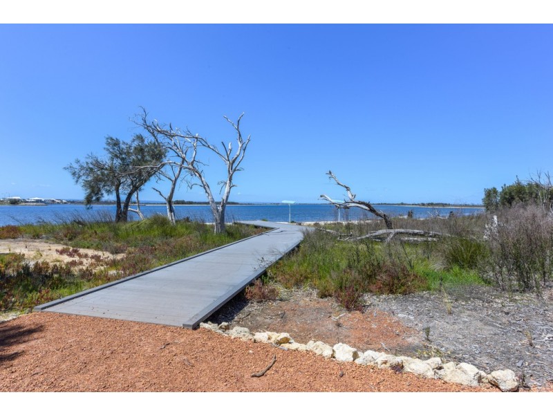 12 Pardalote Way, Erskine WA 6210