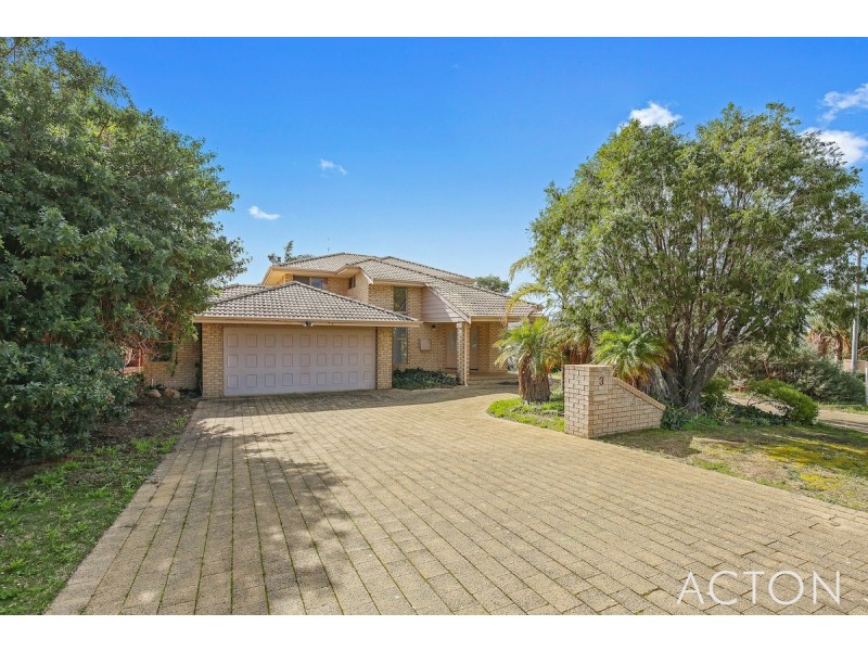3 Muir Place, Halls Head WA 6210