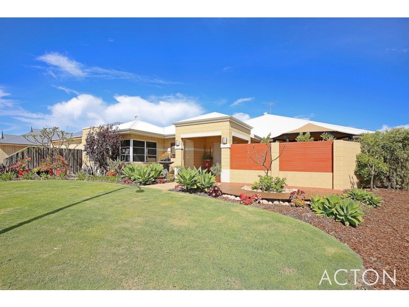 38 Carissa Turn, Halls Head WA 6210