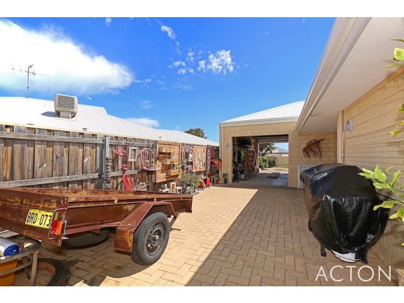 38 Carissa Turn, Halls Head WA 6210