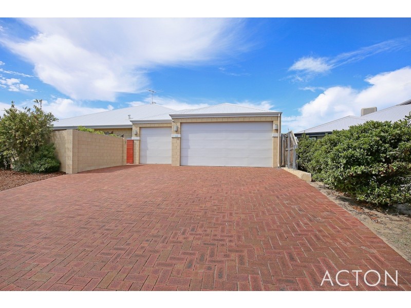38 Carissa Turn, Halls Head WA 6210