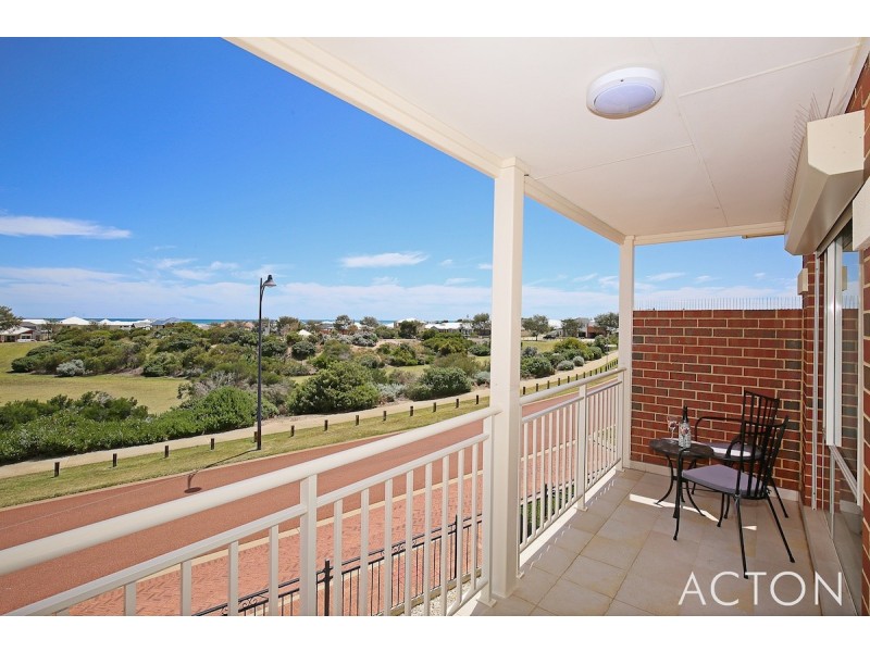 6 Hope Gardens, Madora Bay WA 6210