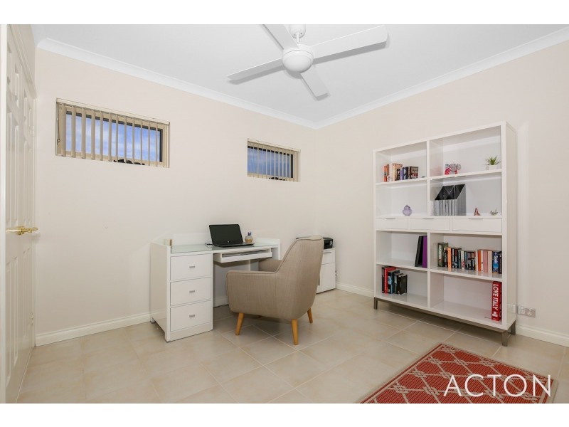 6 Hope Gardens, Madora Bay WA 6210