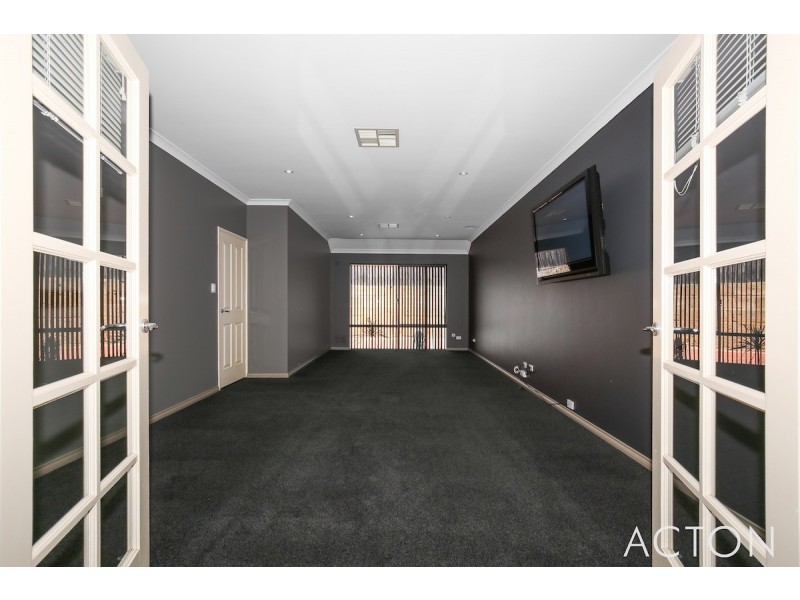 3 Highview Rise, Halls Head WA 6210