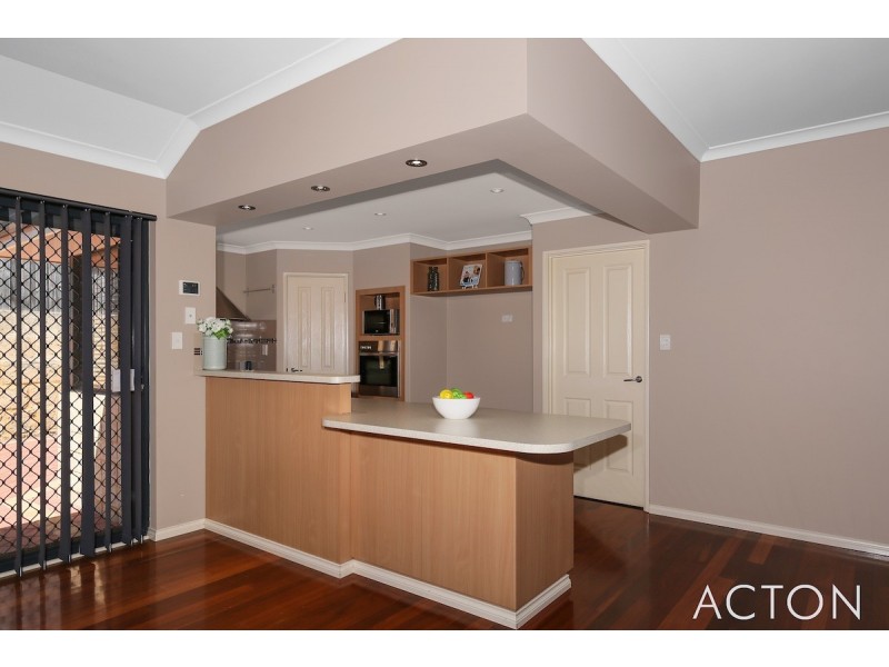 3 Highview Rise, Halls Head WA 6210