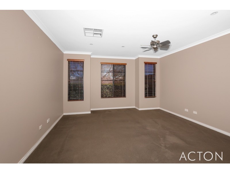 3 Highview Rise, Halls Head WA 6210