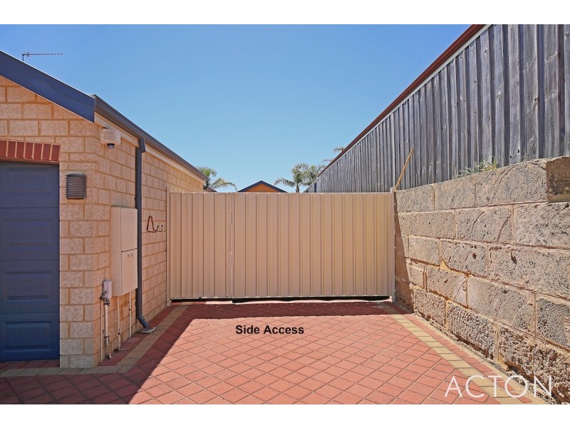 3 Highview Rise, Halls Head WA 6210