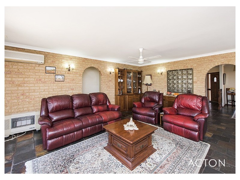 29 Mippi Road, Halls Head WA 6210