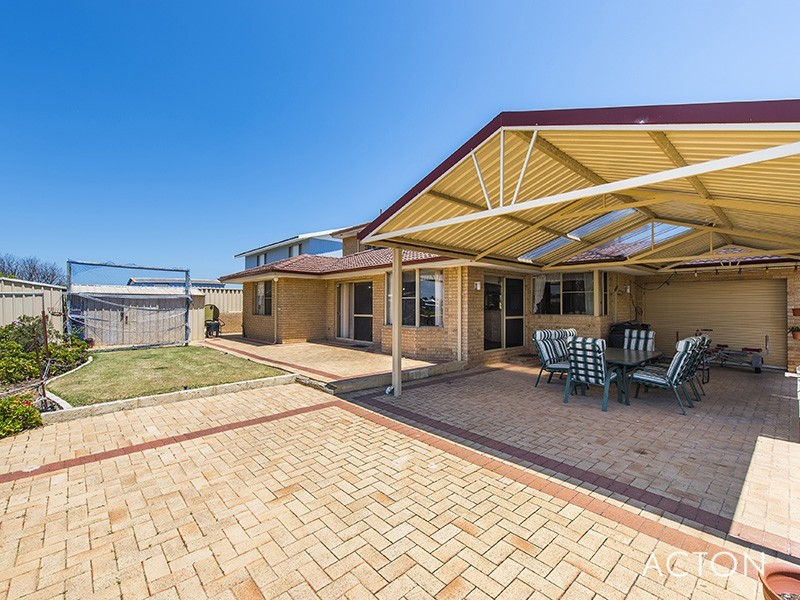 29 Mippi Road, Halls Head WA 6210