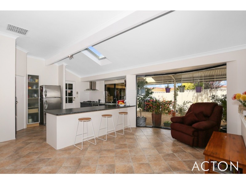 25 Lambrook Mews, Erskine WA 6210
